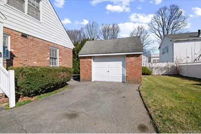 12 Maple Avenue, Bethpage, NY 11714 - Photo 22