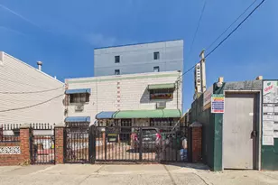 913 Home St, Bronx, NY 10459 - Photo 2