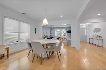 20 Seagull Lane, Port Washington, NY 11050 - Photo 6