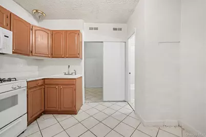 2190 Boston Road #6B, Bronx, NY 10462 - Photo 14