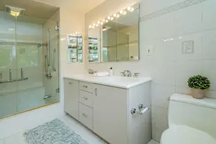 149 Chestnut Rd, Manhasset, NY 11030 - Photo 28