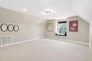 55 Topping Dr, Riverside, NY 11901 - Photo 20