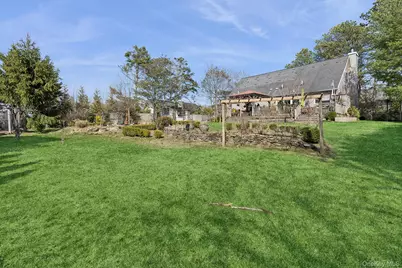 55 Topping Drive, Riverside, NY 11901 - Photo 24