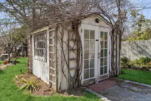 55 Topping Dr, Riverside, NY 11901 - Photo 28