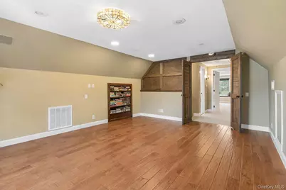 55 Topping Drive, Riverside, NY 11901 - Photo 18