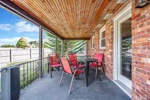 7 Judith Dr, Greenlawn, NY 11740 - Photo 4