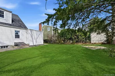 107 Fillmore Street, Centerport, NY 11721 - Photo 22