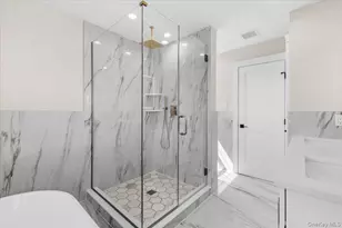 32 Sherman Rd, Old Bethpage, NY 11804 - Photo 30