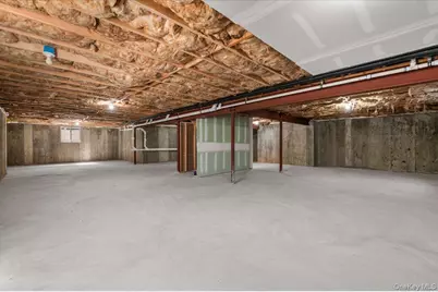 32 Sherman Road, Old Bethpage, NY 11804 - Photo 38