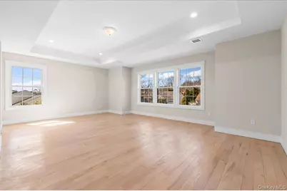 32 Sherman Road, Old Bethpage, NY 11804 - Photo 24