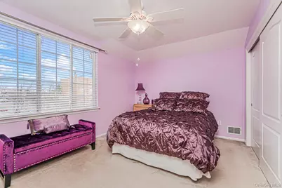 10 Dunhill Lane, New York, NY 10309 - Photo 14