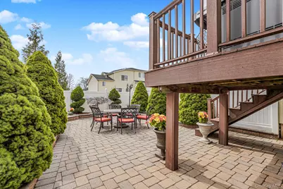 10 Dunhill Lane, New York, NY 10309 - Photo 28