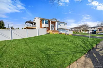 64 Marquette Drive, Smithtown, NY 11787 - Photo 4