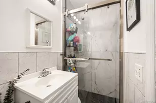 60-34 69th Ave, Ridgewood, NY 11385 - Photo 14