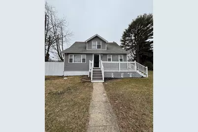 26 Roslyn Street, Islip Terrace, NY 11752 - Photo 1