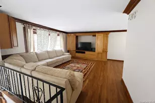 9 Wykagyl Ct, Carmel, NY 10512 - Photo 2