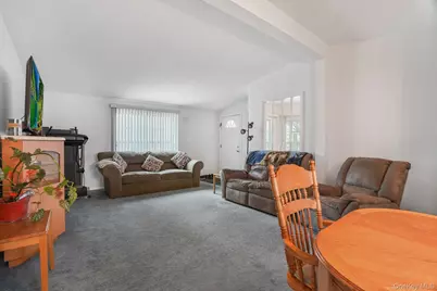 103 Vero Drive, Poughkeepsie, NY 12603 - Photo 10