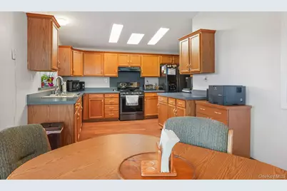 103 Vero Drive, Poughkeepsie, NY 12603 - Photo 8