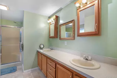 103 Vero Drive, Poughkeepsie, NY 12603 - Photo 18