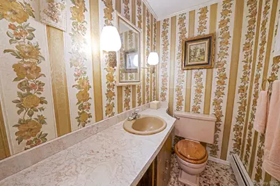 1286 Dale Court, Seaford, NY 11783 - Photo 18