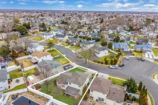 1286 Dale Ct, Seaford, NY 11783 - Photo 34