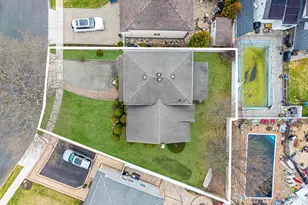 1286 Dale Ct, Seaford, NY 11783 - Photo 4