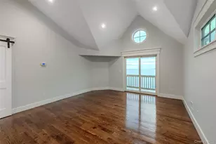 72 Grandview Dr, Shirley, NY 11967 - Photo 38