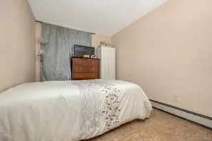 69-05 61st Rd, Middle Village, NY 11379 - Photo 28