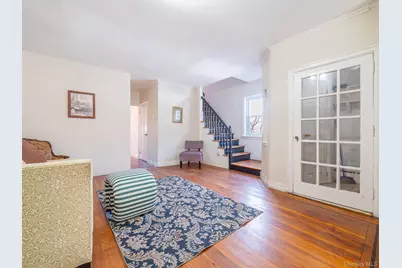 98-25 67th Avenue, Rego Park, NY 11374 - Photo 6