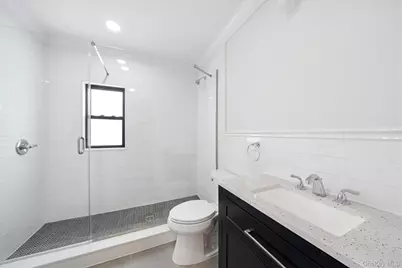 85-55 67th Road, Rego Park, NY 11374 - Photo 16