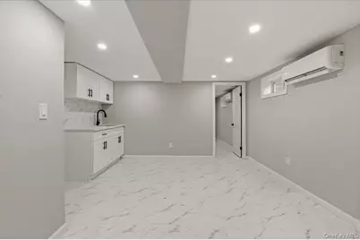 90-48 204 Street, Hollis, NY 11423 - Photo 18