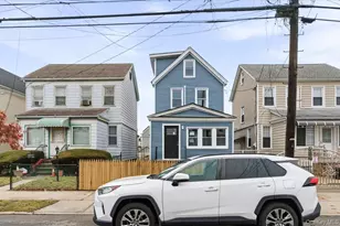 90-48 204th St, Hollis, NY 11423 - Photo 22