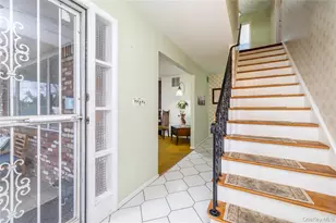 133 S Forest, Rockville Centre, NY 11570 - Photo 4