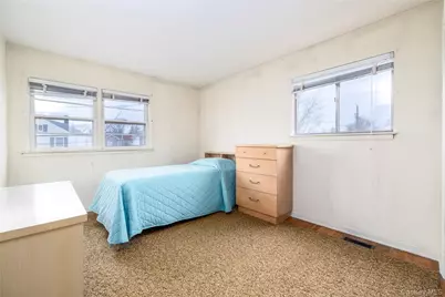 133 S Forest, Rockville Centre, NY 11570 - Photo 14