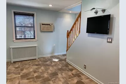 263-17 74th Avenue #E-2, Glen Oaks, NY 11004 - Photo 6