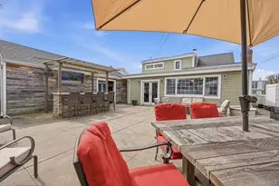 1423 Harding St, North Bellmore, NY 11710 - Photo 30