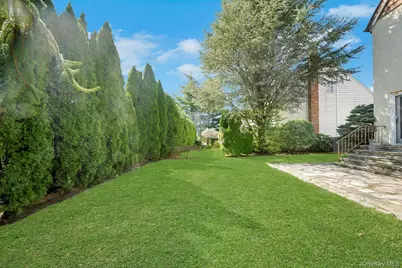 156 Park Drive, Eastchester, NY 10709 - Photo 32