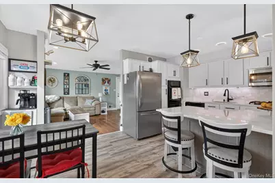 8 Duane Drive, Ronkonkoma, NY 11779 - Photo 6