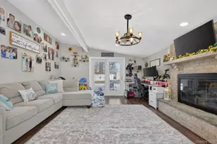 8 Duane Dr, Ronkonkoma, NY 11779 - Photo 14