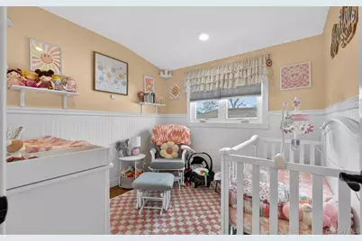 8 Duane Drive, Ronkonkoma, NY 11779 - Photo 20