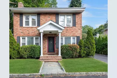 1 Motts Lane, Glenwood Landing, NY 11547 - Photo 1