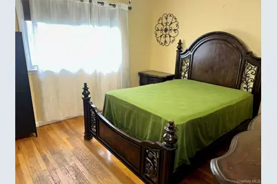 1316 McClure Avenue, Elmont, NY 11003 - Photo 14