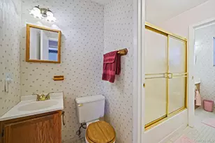 8 Huntington Commons, Yaphank, NY 11980 - Photo 16