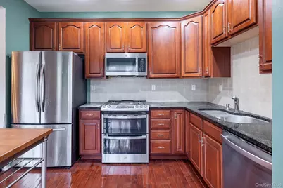 811 Huntington Drive, Fishkill, NY 12524 - Photo 20