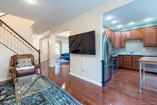 811 Huntington Dr, Fishkill, NY 12524 - Photo 16