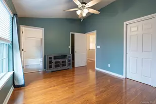 811 Huntington Dr, Fishkill, NY 12524 - Photo 34