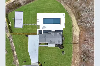 2790 Stanley Road, Mattituck, NY 11952 - Photo 2