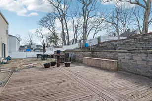 39 Cherry St, Selden, NY 11784 - Photo 38