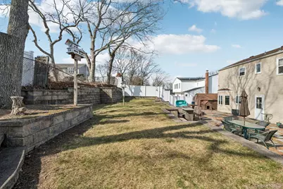 39 Cherry Street, Selden, NY 11784 - Photo 42