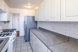 80 Knolls Crescent, Bronx, NY 10463 - Photo 8